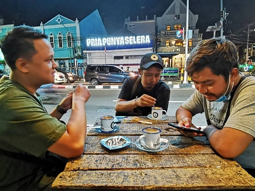 lokasi omman coffe